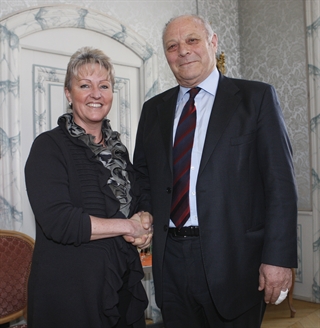 Regierungspräsidentin Barbara Janom Steiner und Landeshauptmann Luis Durnwalder