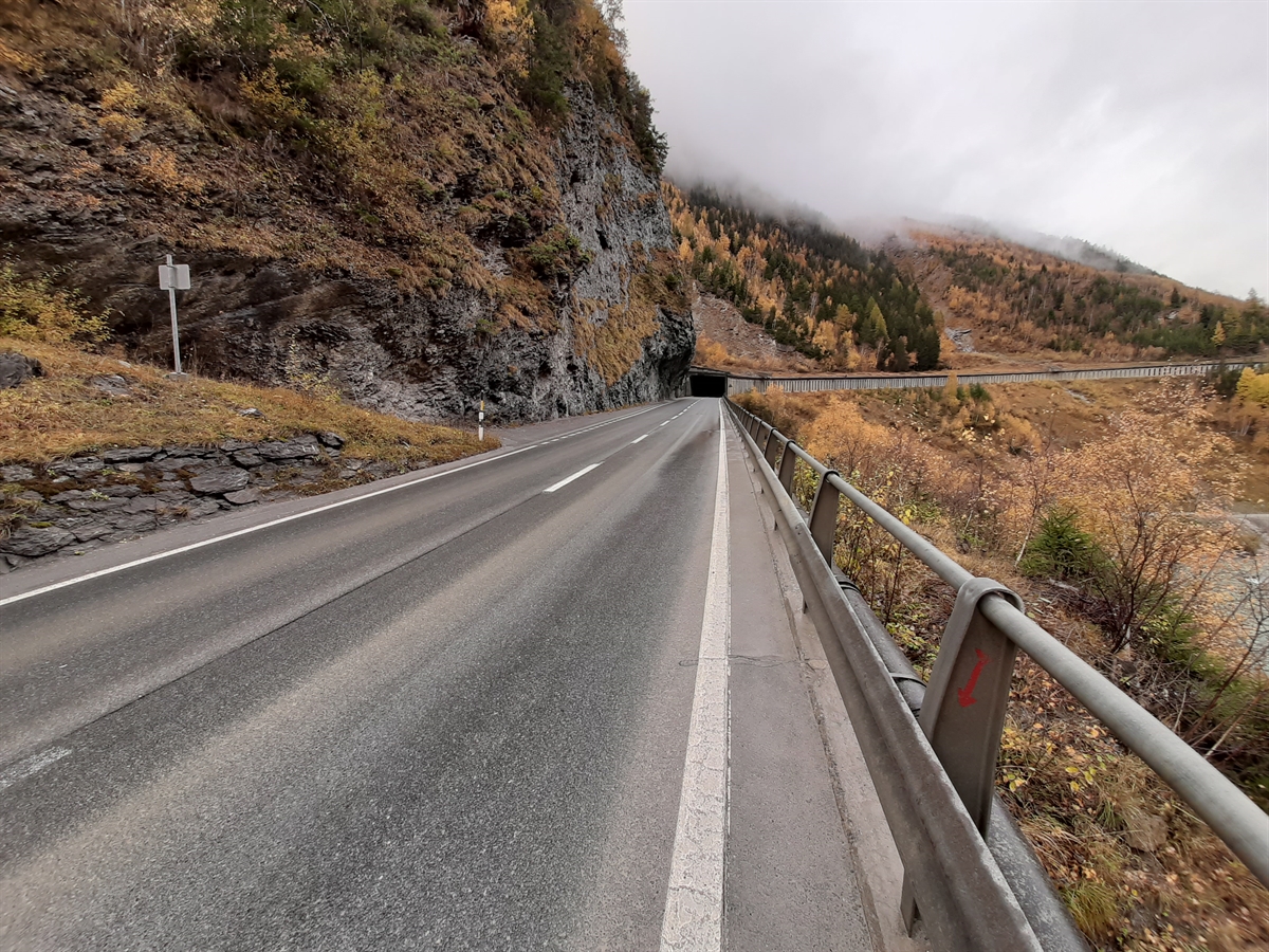 Engadinerstrasse Ovella - Val Mundin