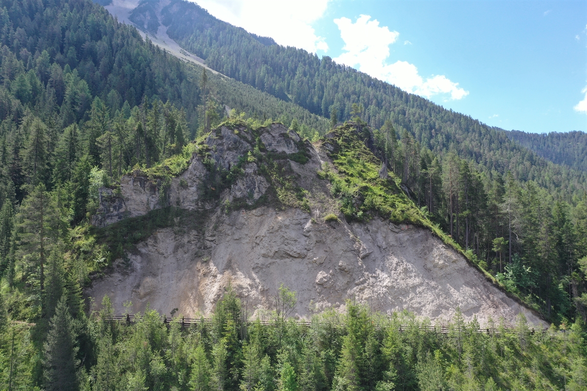 Foto Steinschlagschutzprojekt Leidboden Davos