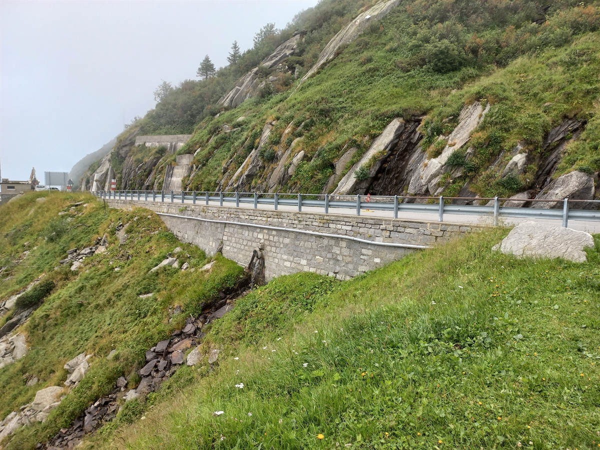 Lukmanierstrasse, Abschnitt Stgegia