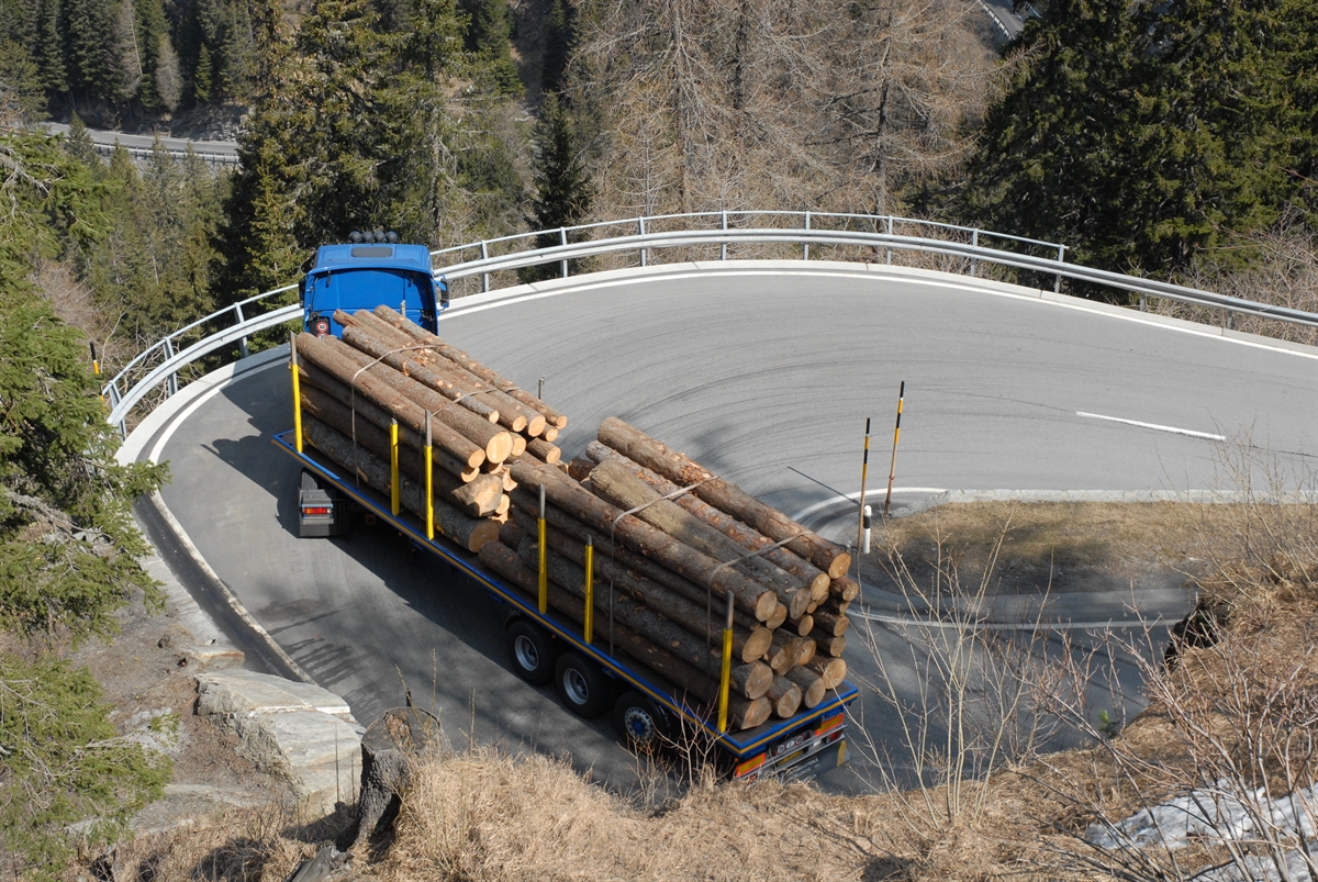 LKW Spitzkehre
