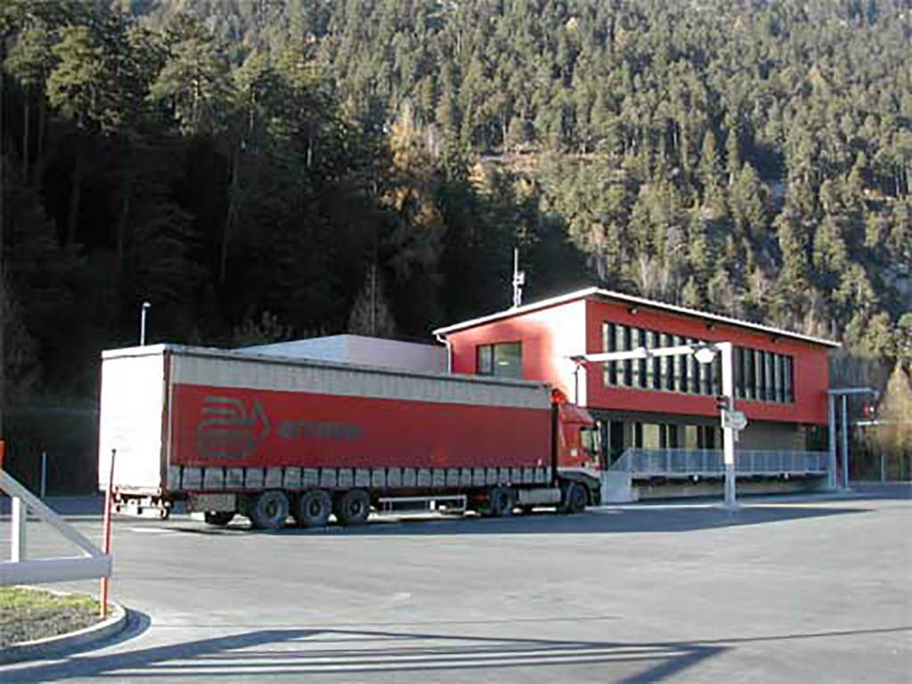 Schwerverkehrskontrollzentrum Unterrealta