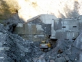 Unterspültes Fundament einer bestehenden Wildbachsperre