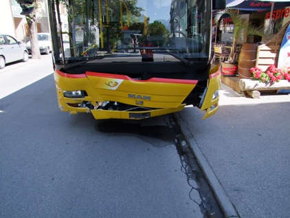 Das beschädigte Postauto