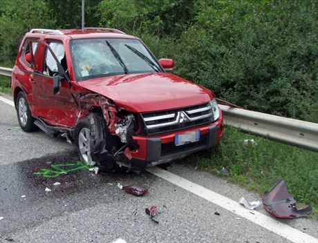 Eines der beiden total beschädigten Fahrzeuge