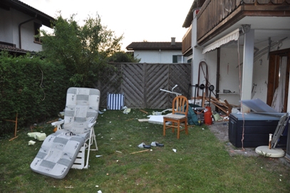 Explosion in Reiheneinfamilienhaus fordert zwei Verletzte