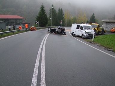 Schwere Frontalkollision auf der A 13 