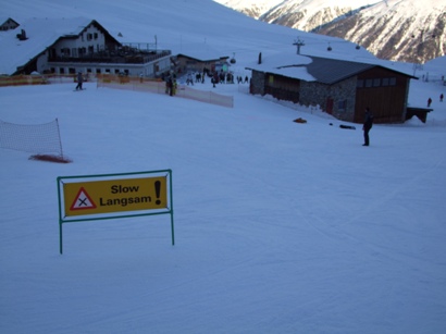 Ansicht auf die Bergstation der Gondelbahn Marguns