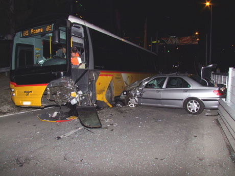 Der Lernfahrer kollidierte mit dem Postauto