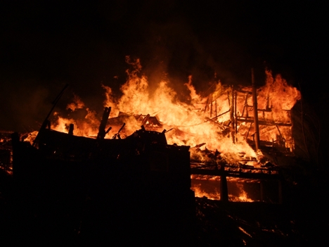 Das Gebäude stand schnell in Vollbrand