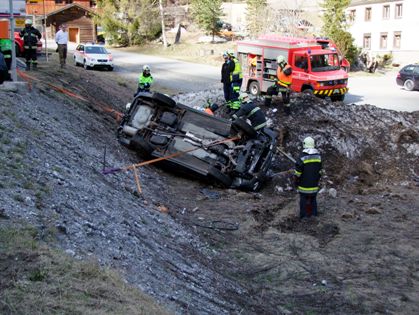 Ueberschlag PW beim Landwassertunnel