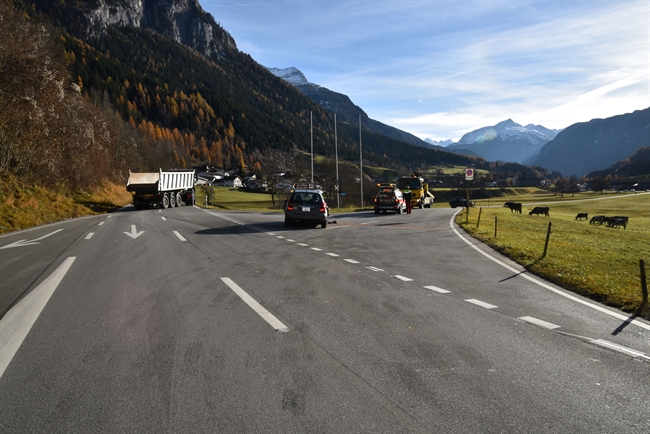 Die beiden Unfallfahrzeuge in Endlage