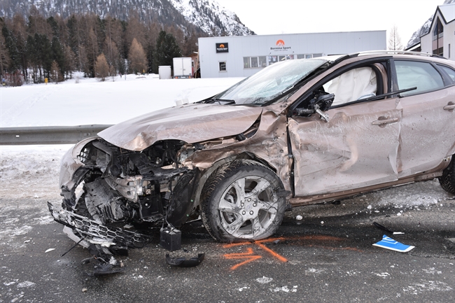 Total beschädigtes Auto