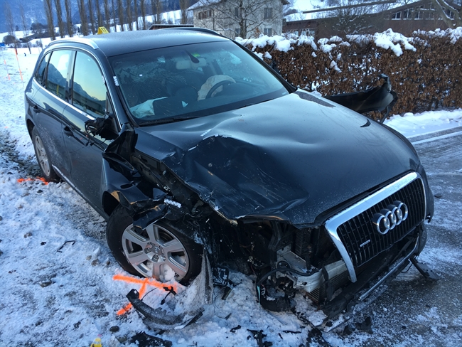 Unfallbeteiligtes Auto