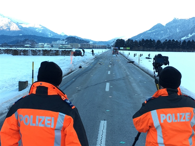 Übersicht der Unfallstelle in Richtung Domat/Ems