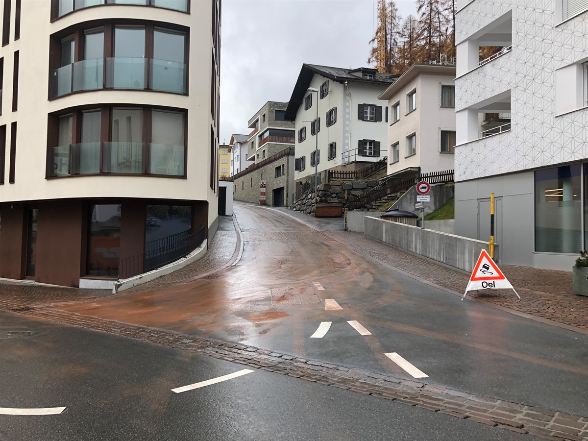 Die mit Dieselöl verschmutzte Via Chavallera
