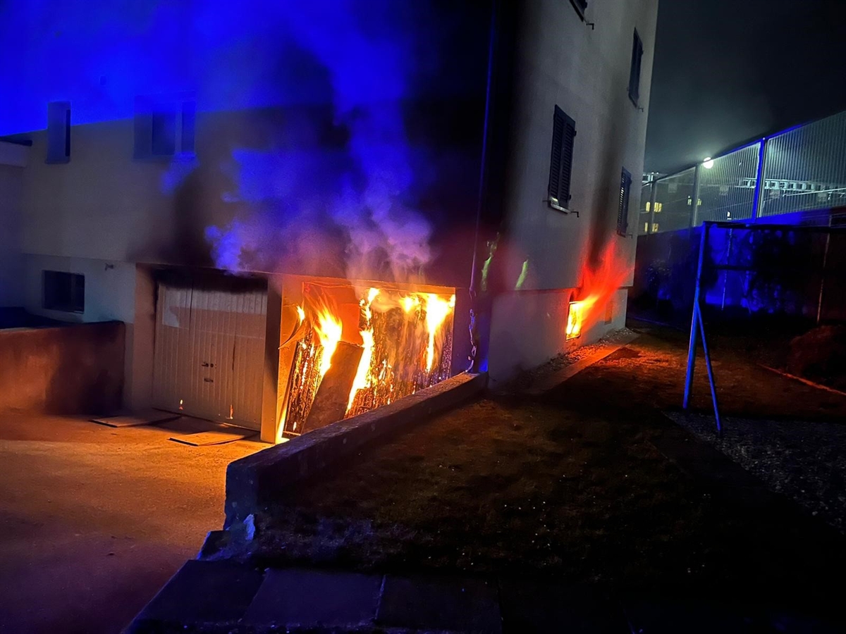 Garage in Vollbrand