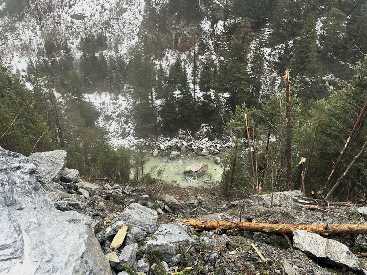 Blick von der Engadinerstrasse talwärts Richtung Inn