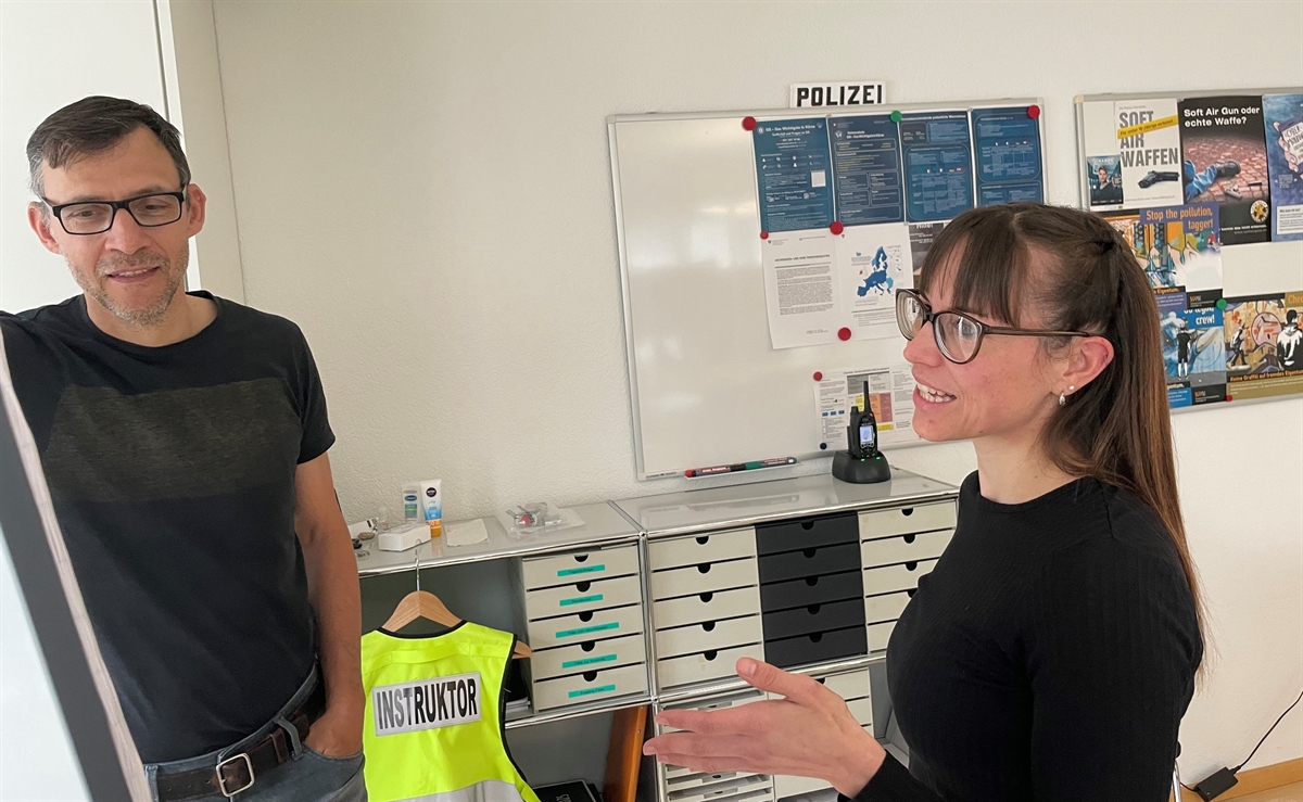 Besprechung vor dem Flipchart