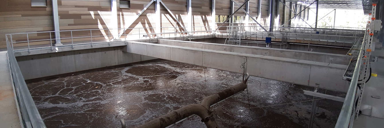Klärbecken in Abwasserreinigungsanlage