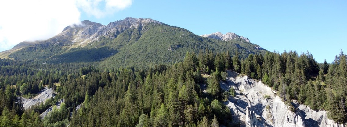 Der dem Gebirgskamm des Piz Curver vorgelagerte Piz Toissa