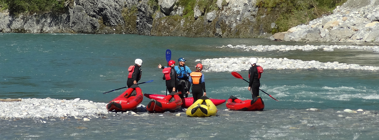 Kanufahrer in der Rheinschlucht