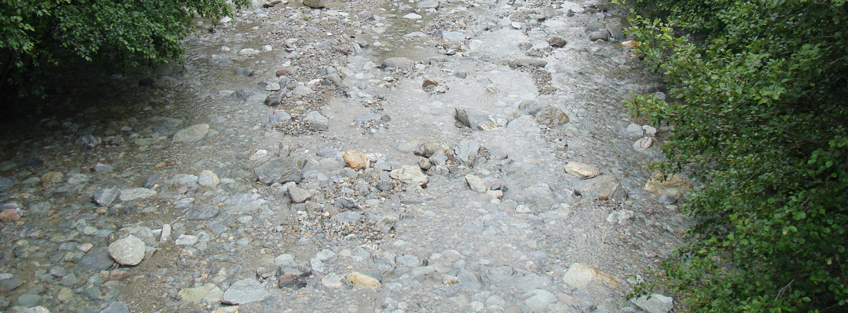 Geschiebe in einem Bach