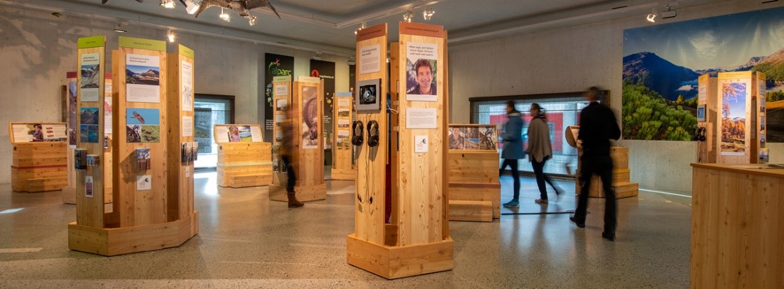 Gemeinsame Ausstellung der Bündner Pärke