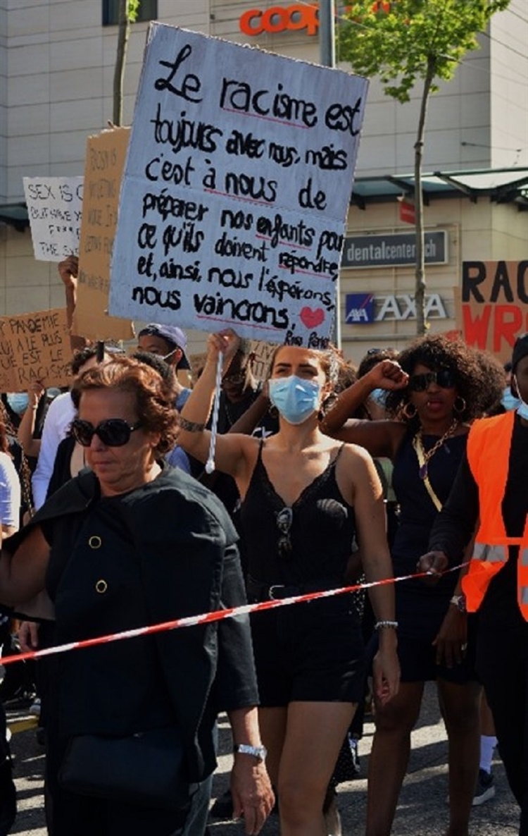 Las fotografias ch'èn vegnidas fatgas il zercladur 2020 a la demonstraziun «Black lives matter» a Friburg